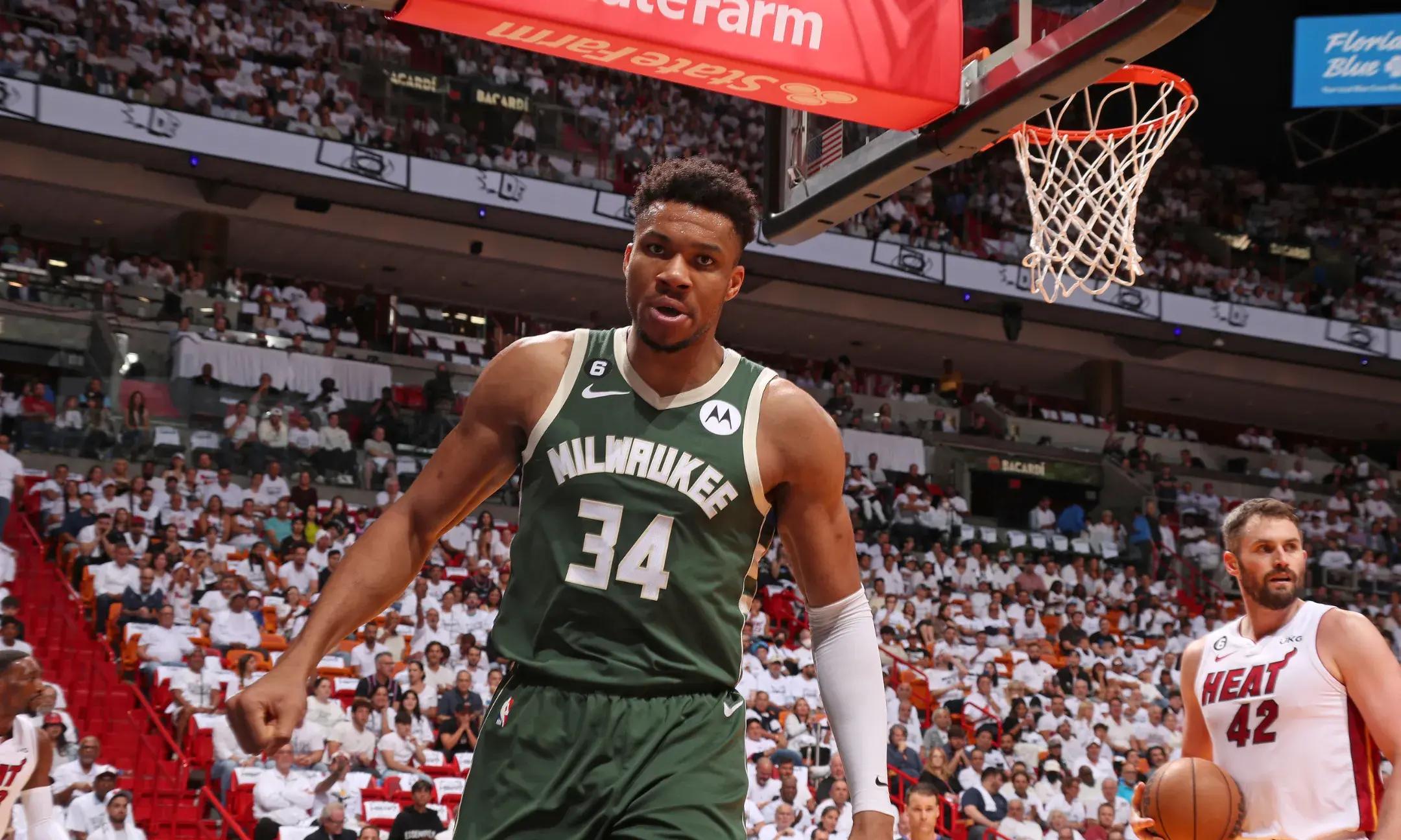 壹号娱乐中国包含杜兰特新星大胜表现惊艳,尤文图斯未来可期!的词条