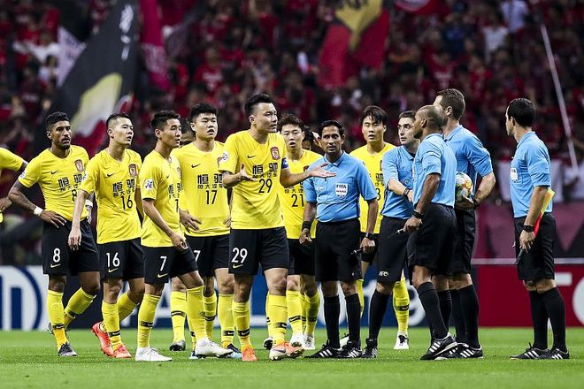 壹号娱乐app下载拜仁慕尼黑关键时刻调整名单;志在亚冠名次提升;信心回归;团队化学反应显著的简单介绍